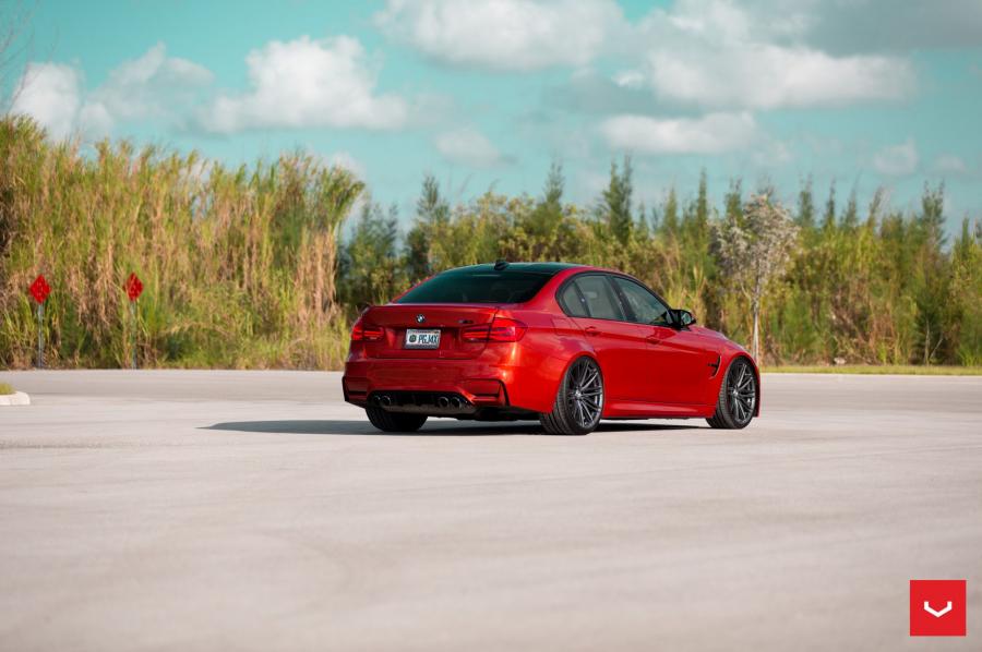  BMW M3 Sedan on Vossen Wheels (VFS4) 2017 года  (фото 50 из 53)